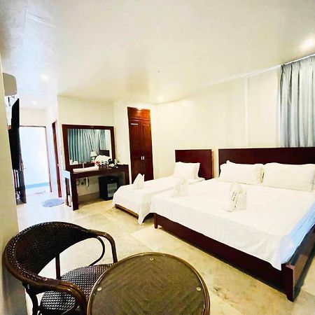 El Nido Beach Hotel Exterior photo