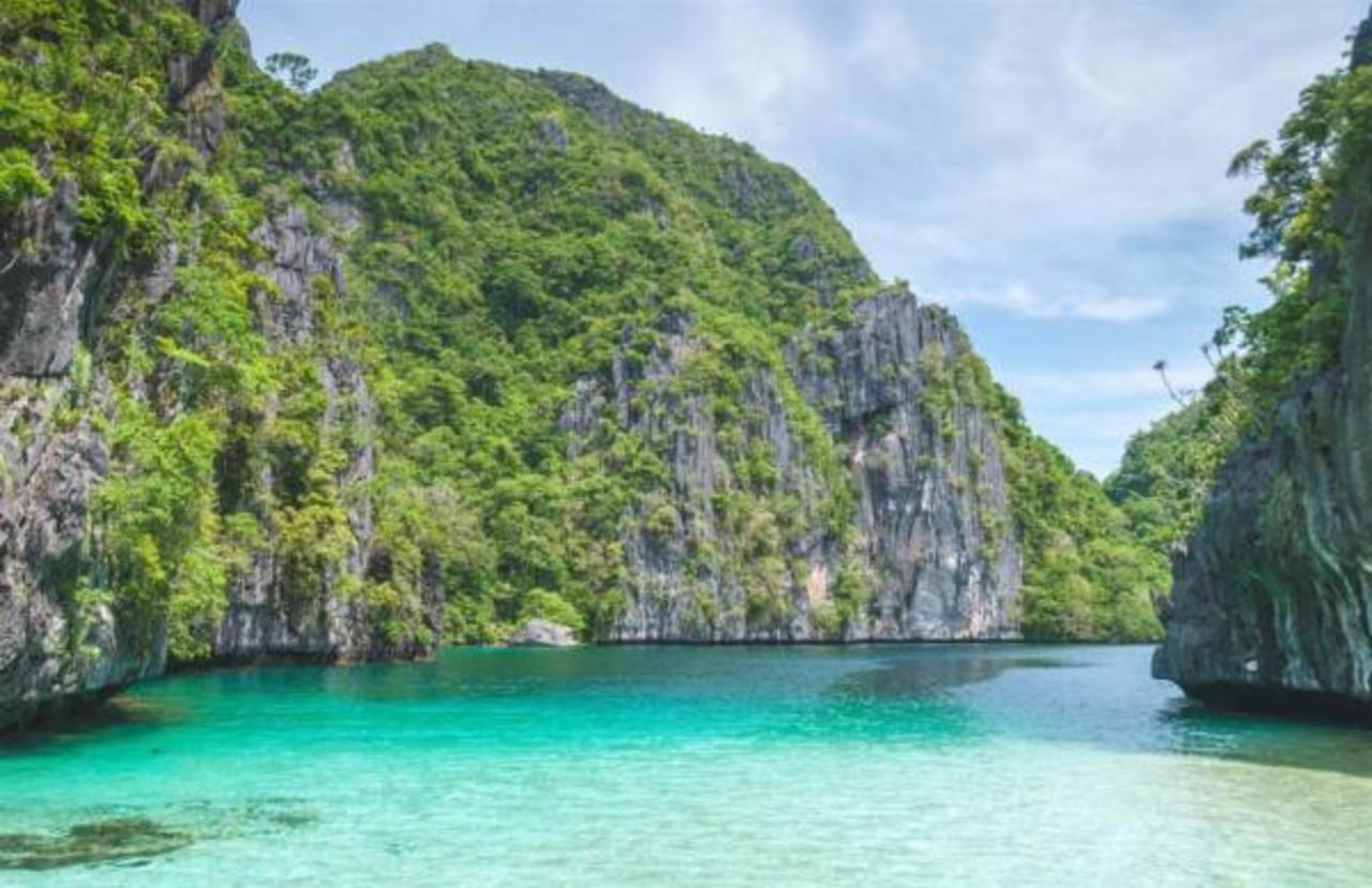 El Nido Beach Hotel Exterior photo